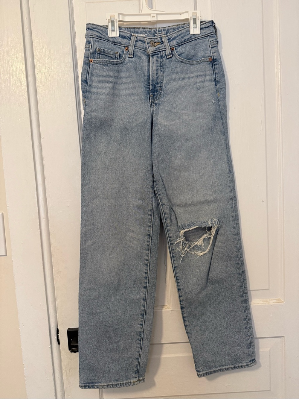 Old Navy Light Blue Straight Leg Jeans with Knee Rip
